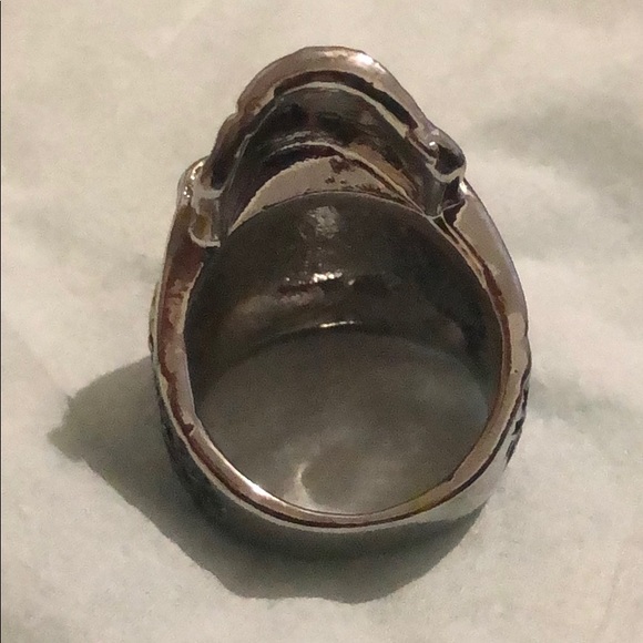 Skull ring - Picture 5 of 7
